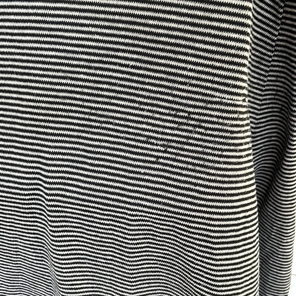 Lularoe Joy Sweater Size M - Picture 4 of 4